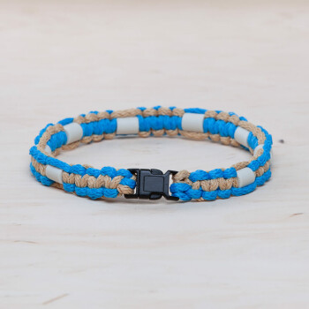 EM Keramik-Halsband - hellblau schwarz klein bis 35 cm